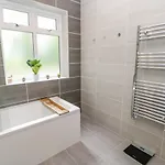 New Luxury Family/dog-friendly Countryside Retreat Feriehus *