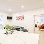 New Luxury Family/dog-friendly Countryside Retreat