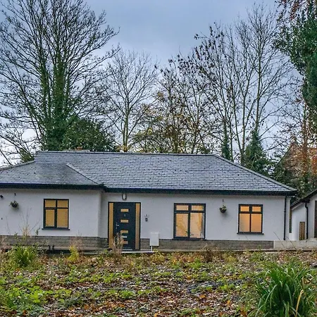 Feriehus New Luxury Family/dog-friendly Countryside Retreat