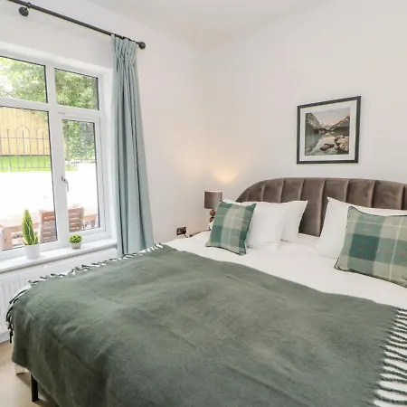 New Luxury Family/dog-friendly Countryside Retreat Holiday home